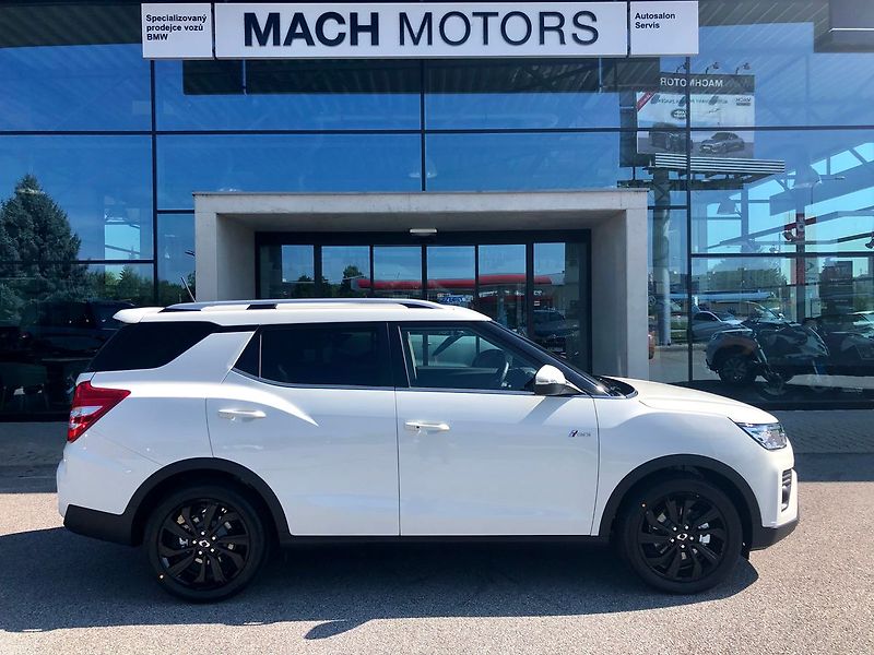 KGM Tivoli Grand Style plná výbava - fotka 5 z 23
