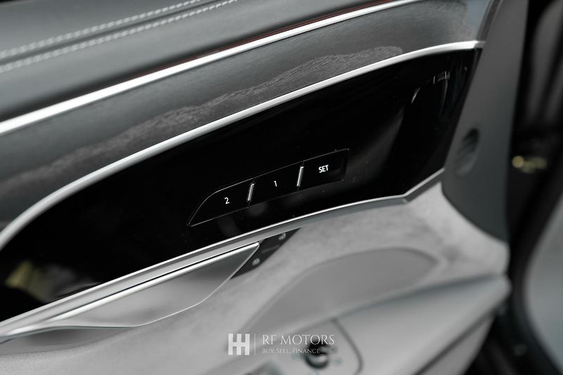 Audi A8 (2020) A8 L 50 TDI quattro 210kW - fotka 19 z 40