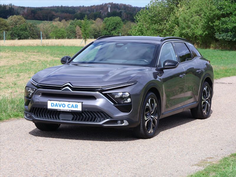 Citroën C5 X 1,6 PT 180k CZ Exclusive DPH - fotka 3 z 37
