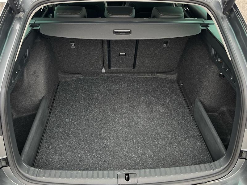 Škoda Octavia 1,5 TSi 110kW 7DSG MHEV TOP SE - fotka 14 z 27