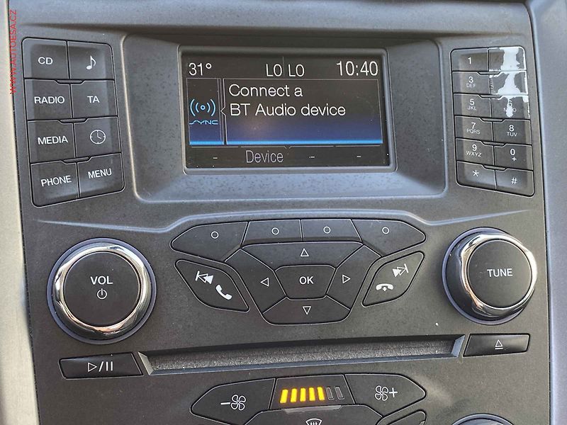 Ford Mondeo (2015) 2.0 TDCi, ČR, LED, park.čidla - fotka 15 z 16