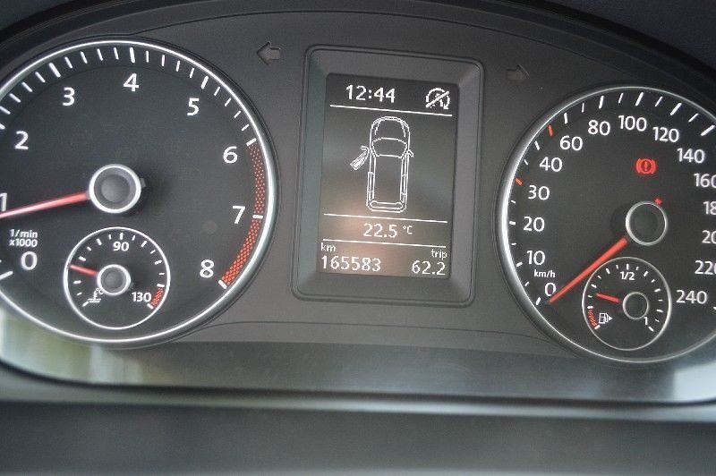 Volkswagen Touran - fotka 5 z 21