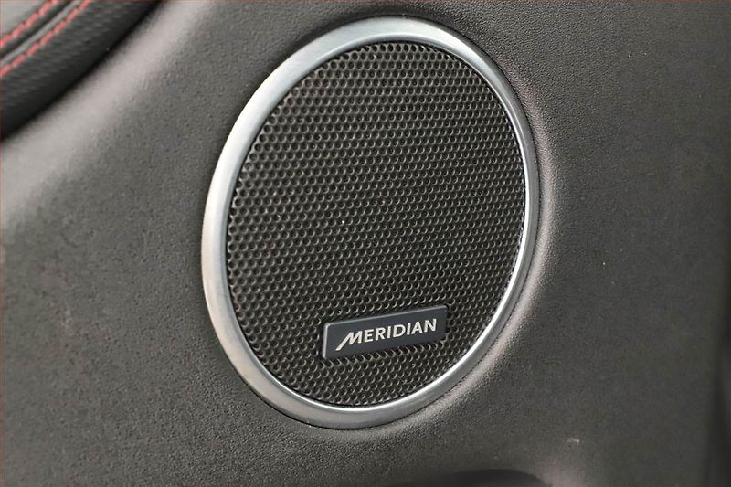Land Rover Discovery Sport (2020) D180 - fotka 14 z 23