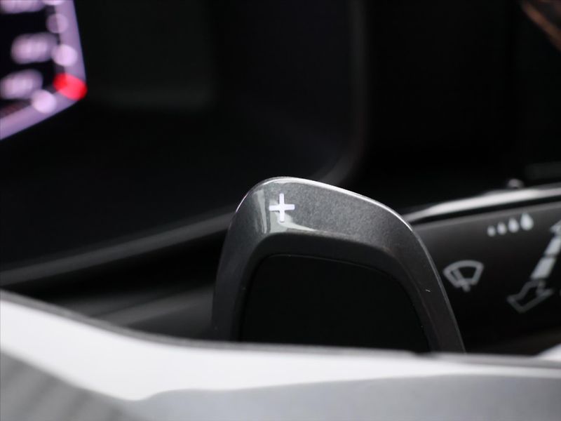 Cupra Leon 2,0 TSI 140 kW DSG ST CZ - fotka 21 z 35