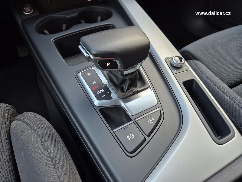 Audi A4 Avant (2020) 2.0TDi 120KW FullLed S-line    - fotka 32 z 58