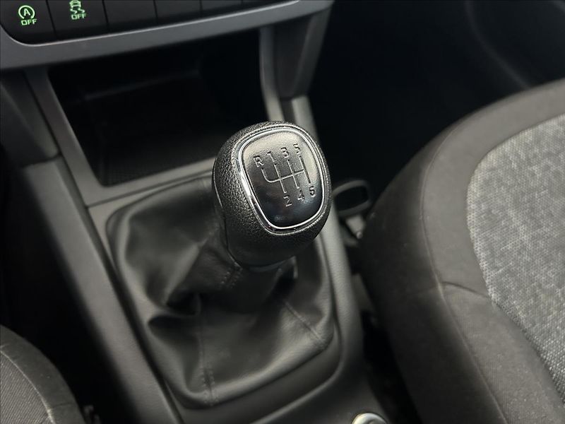 Škoda Yeti 1,2   TSI 81kW,SERVISKA - fotka 16 z 21