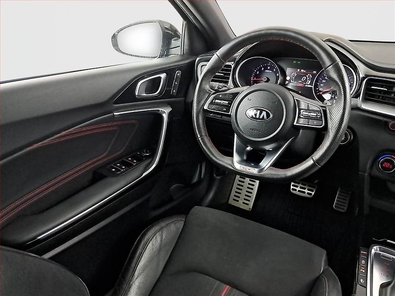 Kia Ceed (2019) 1.6 T-GDI GT, Automat - fotka 7 z 23