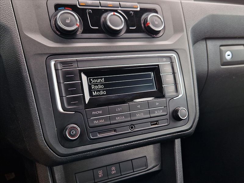 Volkswagen Caddy 1,0 TSI 75kW AC VÝHŘEV 5MÍST - fotka 25 z 32