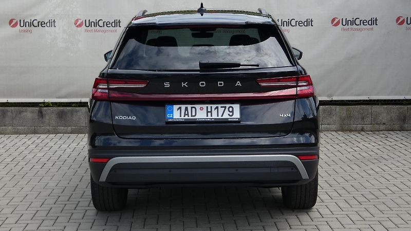 Škoda Kodiaq 2,0 TDi Selection 142 kW 4x4 D - fotka 4 z 26