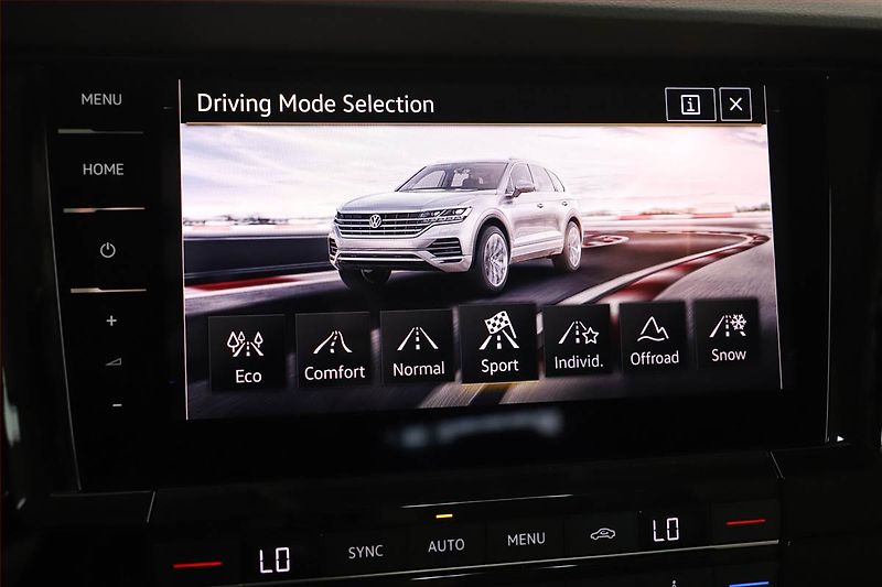 Volkswagen Touareg (2018) 3.0 TDI - fotka 11 z 19