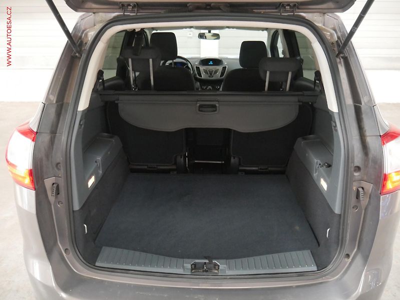 Ford Grand C-MAX (2013) 1.6 TDCi, 2.maj,ČR, AC - fotka 7 z 17
