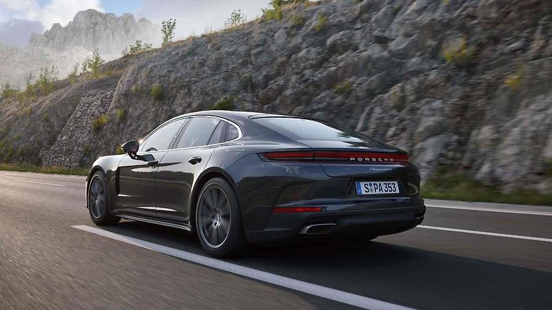 Česká premiéra Porsche Panamera v pražském bytě