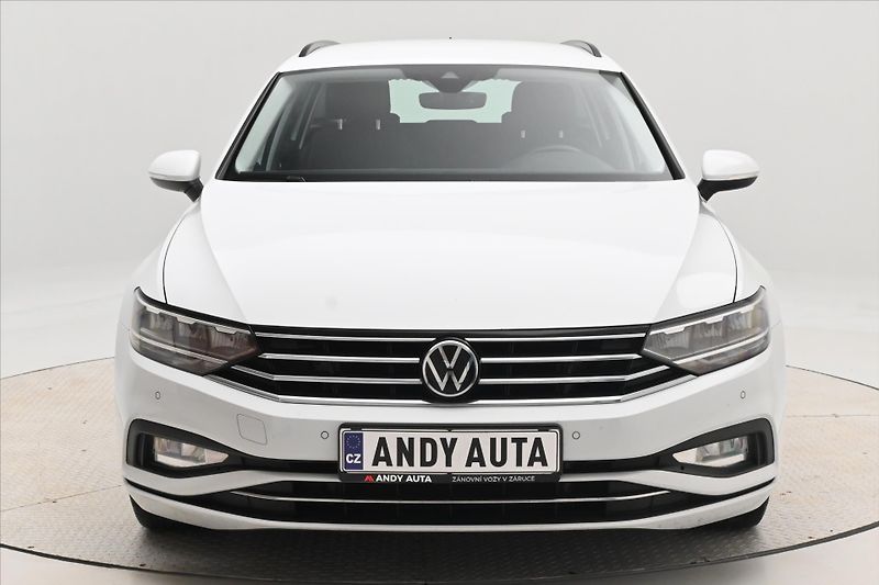 Volkswagen Passat 2,0 TDI 110 kW DSG Business Zá - fotka 2 z 31
