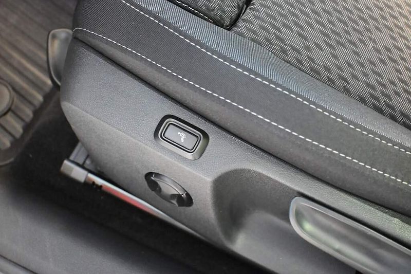 Škoda Octavia (2021) 2.0 LED CLEVER Virtual Tažné K - fotka 28 z 35