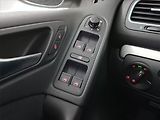 Volkswagen Golf (2011) 1.2 TSI, Automat, Tempomat - náhled 17