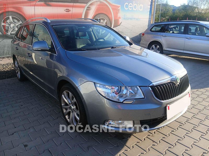 Škoda Superb (2010) 2.0TDI, Xenon, AC - fotka 1 z 3