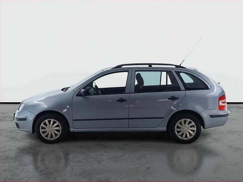 Škoda Fabia (2006) Ambiente 1.2 12V, Serv.kniha - fotka 3 z 13