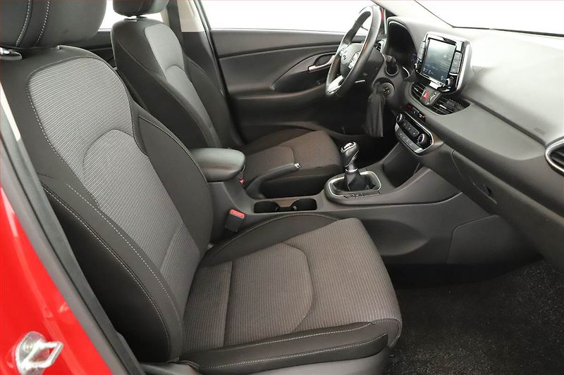 Hyundai i30 (2021) 1.5 DPI, Tempomat - fotka 7 z 18