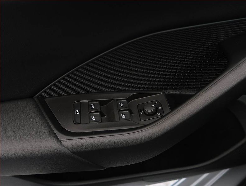 Škoda Octavia (2022) Ambition 2.0 TDI, Serv.kniha - fotka 24 z 24