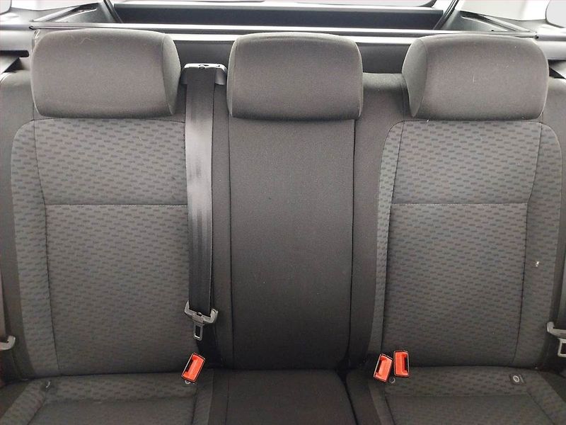Škoda Fabia (2012) Ambiente 1.2 12V, po STK - fotka 10 z 19