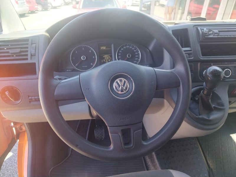 Volkswagen Transporter A 2,0 TDI - fotka 17 z 26