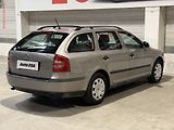 Škoda Octavia (2011) 1.6i, 2.maj,ČR, Tour, +kola - náhled 6