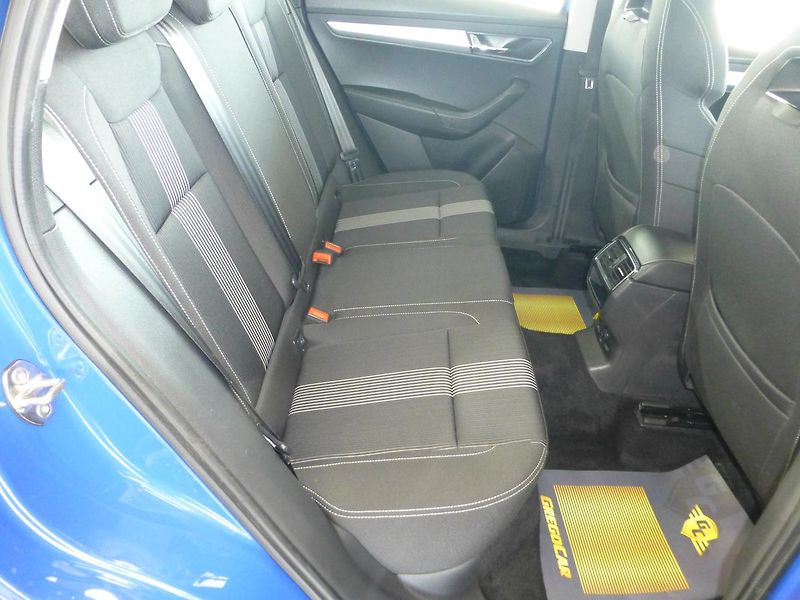 Škoda Karoq (2018) 1,6TDI*PARK.S**ALU***VYHŘ.SED. - fotka 22 z 26