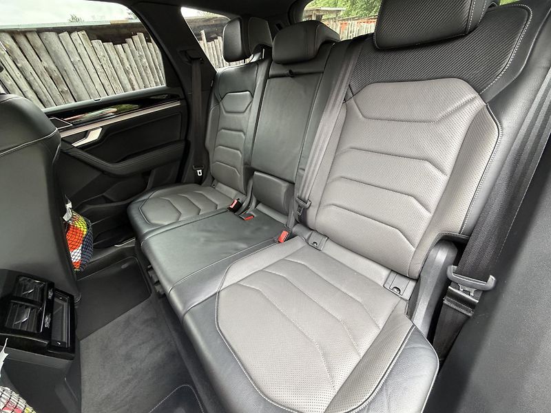 Volkswagen Touareg (2019) - fotka 12 z 33