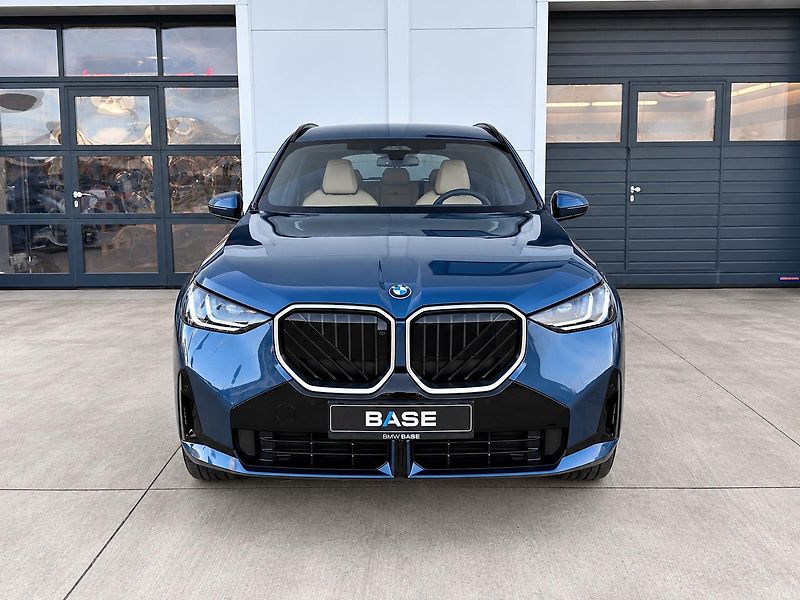 BMW X3 xDrive40d M-Sport - fotka 2 z 31