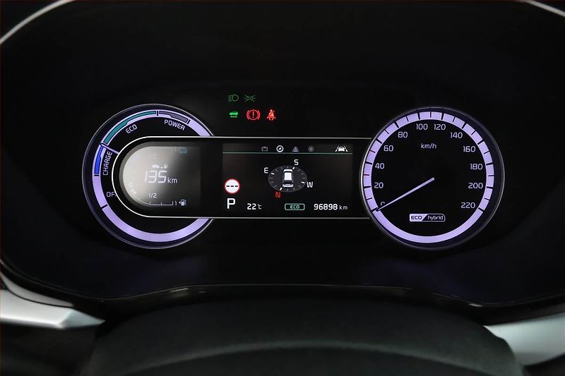 Kia Niro (2020) Hybrid, Automat, Serv.kniha - fotka 8 z 18