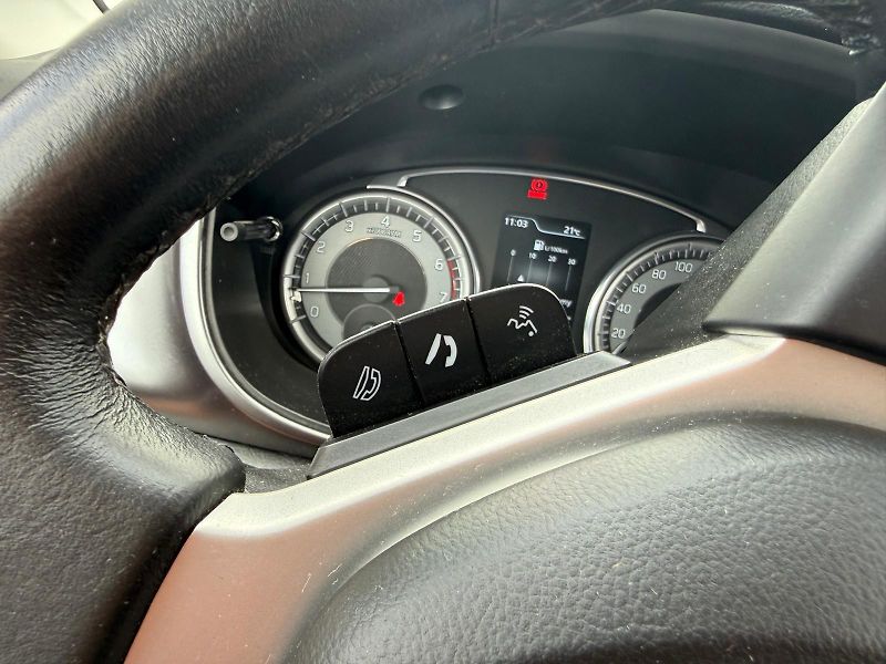 Suzuki Vitara 1,4 BoosterJet Premium - fotka 19 z 27
