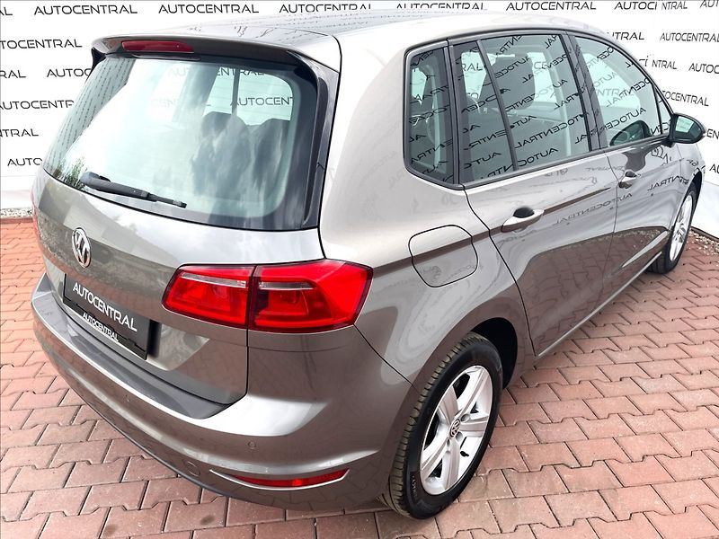 Volkswagen Golf Sportsvan 1,2 TSi,STK 8/28,serv.kn. - fotka 9 z 26