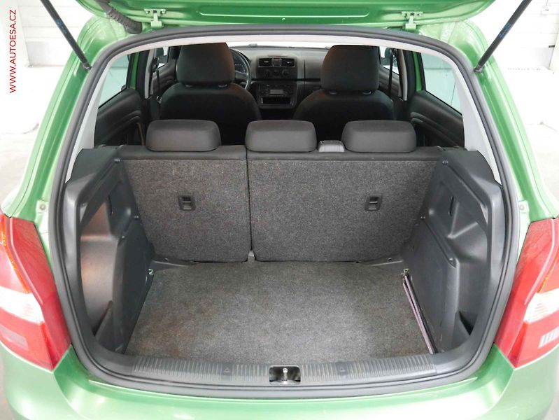 Škoda Fabia (2012) 1.2 TSi, ČR, AC, STK7/28 - fotka 7 z 14