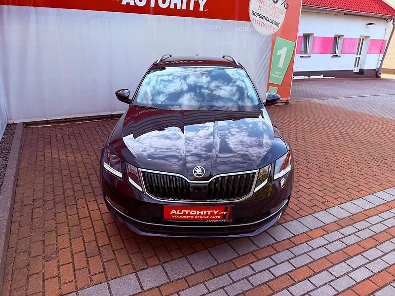 Škoda Octavia 1.4 TSi DSG Style, Serviska - fotka 2 z 32