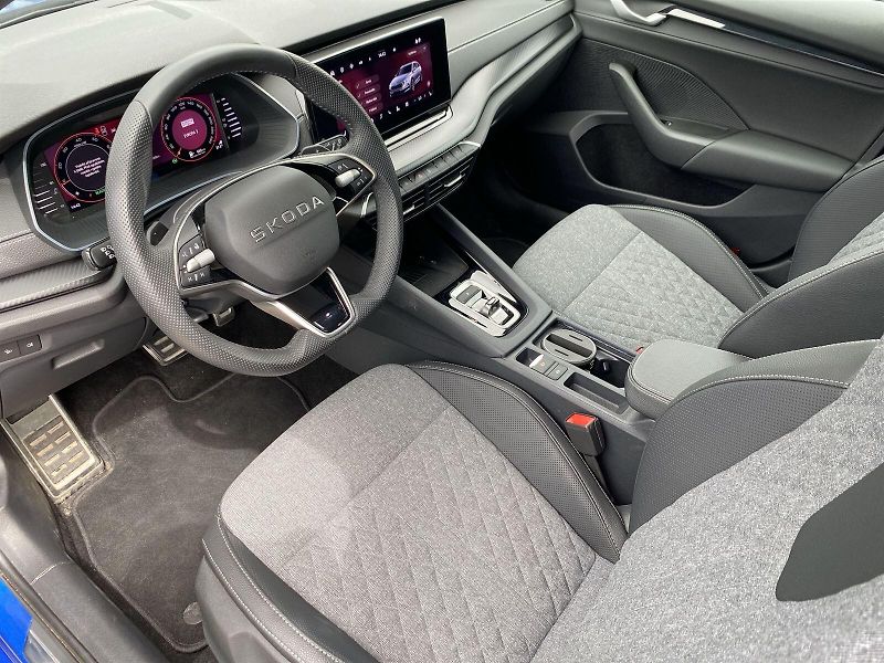 Škoda Octavia (2025) Combi 1.5 TSI DSG Sportline - fotka 8 z 38