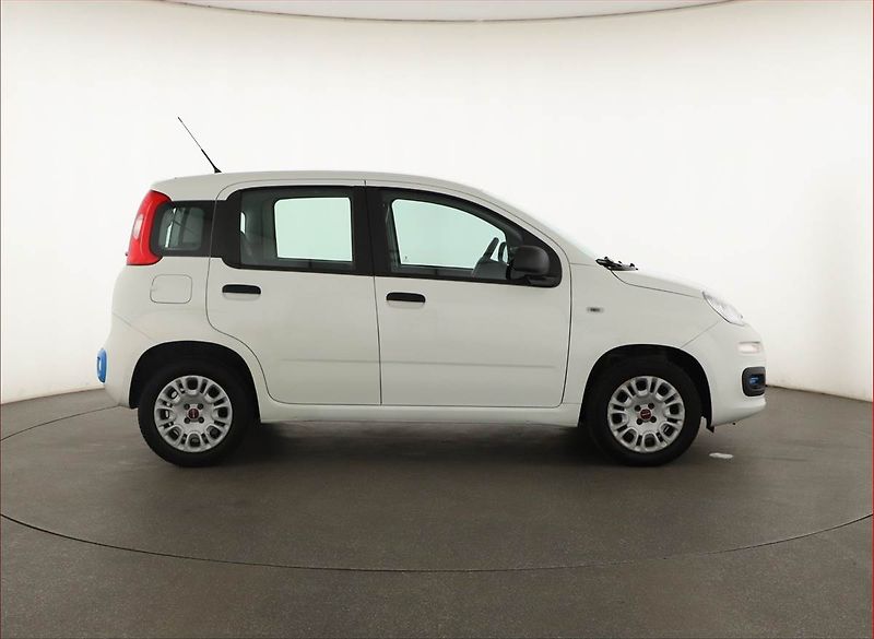 Fiat Panda (2020) 1.2 - fotka 6 z 13