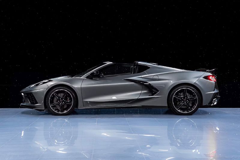 Chevrolet Corvette C8 Stingray 3LT Z51 Lift - fotka 4 z 18