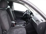 Volkswagen Tiguan 1,4 TSI DSG R-line matrix virt - náhled 12