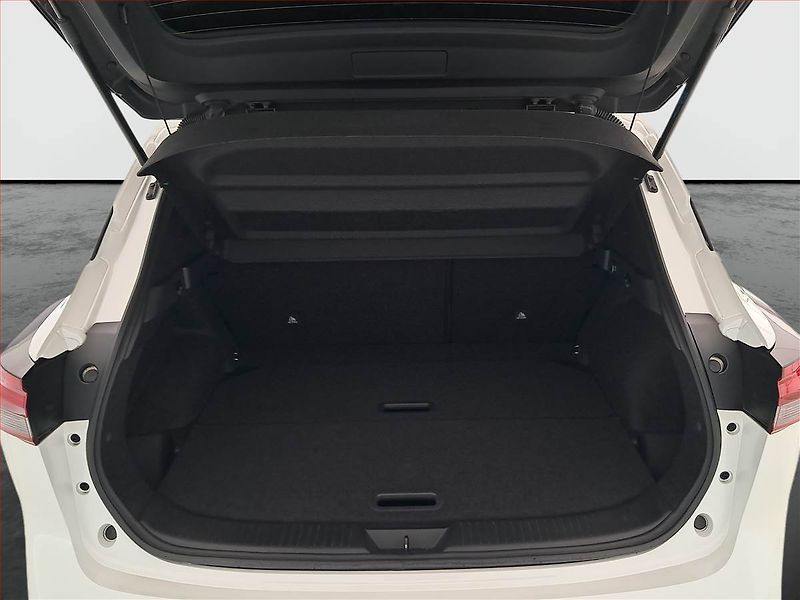 Nissan Qashqai (2021) N-Connecta 1.3 DIG-T - fotka 14 z 21