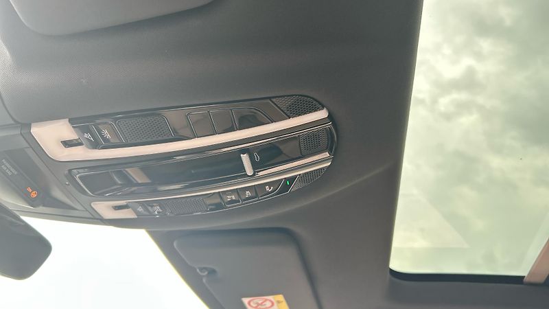 Porsche Cayenne E-Hybrid Coupe - fotka 29 z 30