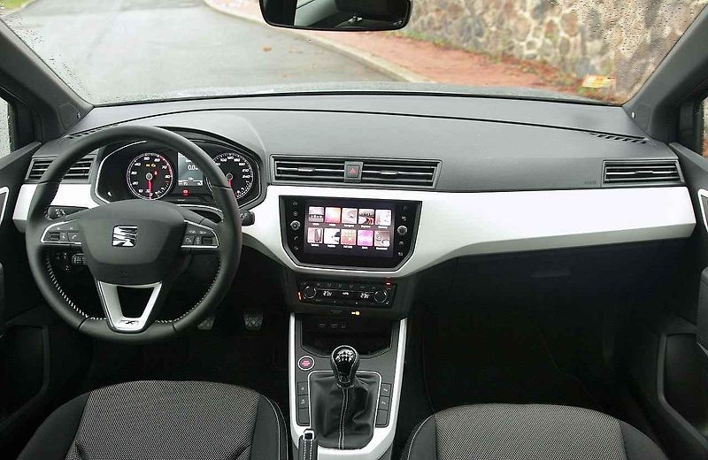Seat Arona.