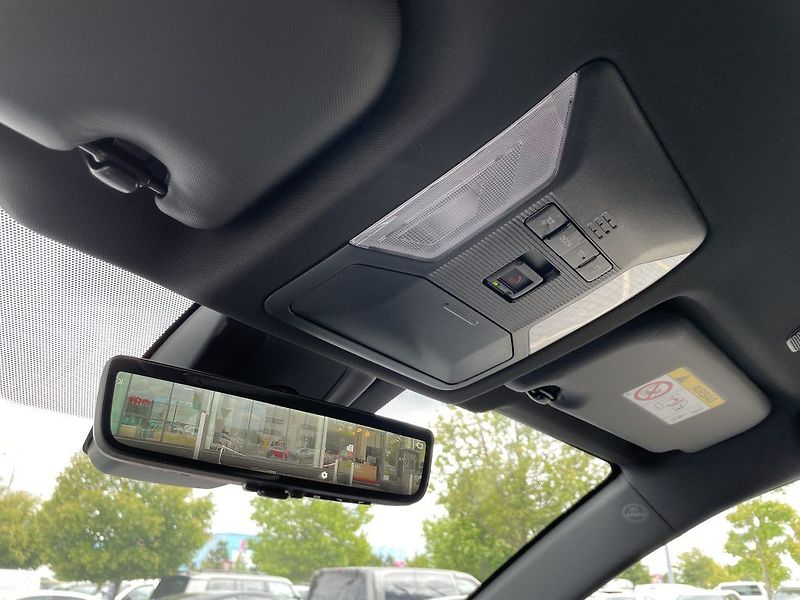 Toyota RAV4 2.5 Plug-in Hybrid Selection - fotka 28 z 29