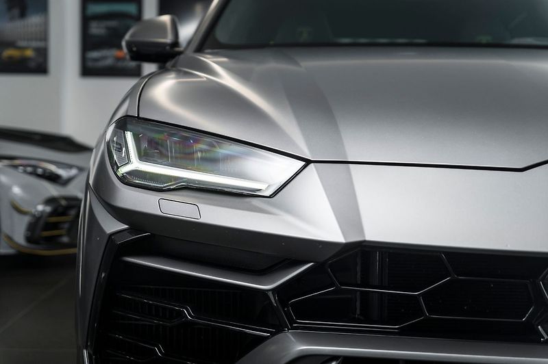 Lamborghini Urus Graphite Capsule/Pano/B&O 3D - fotka 24 z 27