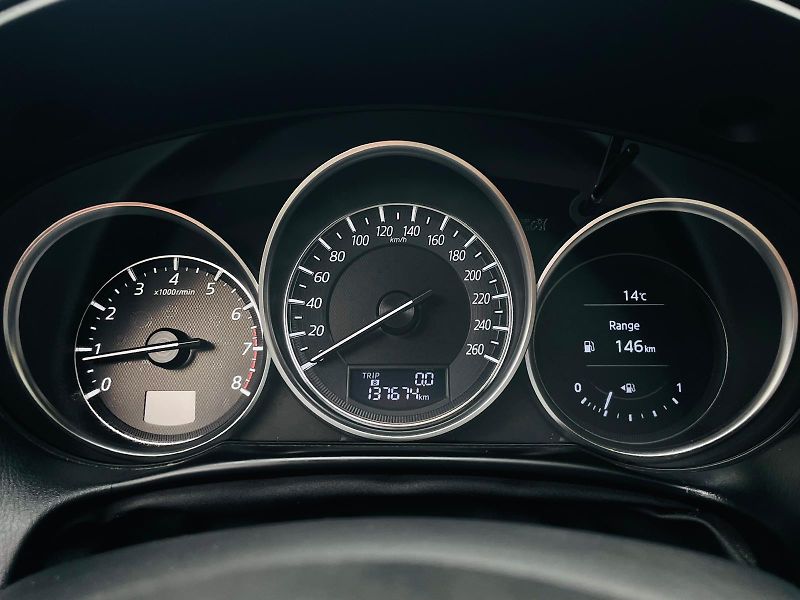 Mazda CX-5 2.0i VÝHŘEV SENZORY TAŽNÉ 2WD  - fotka 44 z 46