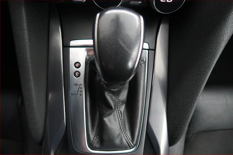 Citroën DS5 (2014) 2.0 BlueHDi, Automat, Navi - fotka 13 z 21