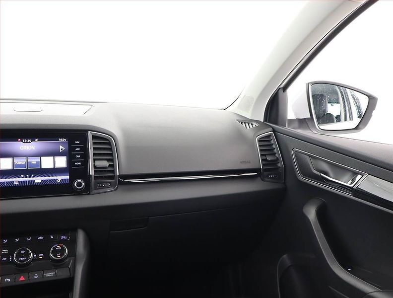 Škoda Karoq (2018) Style 1.5 TSI, Automat - fotka 8 z 23