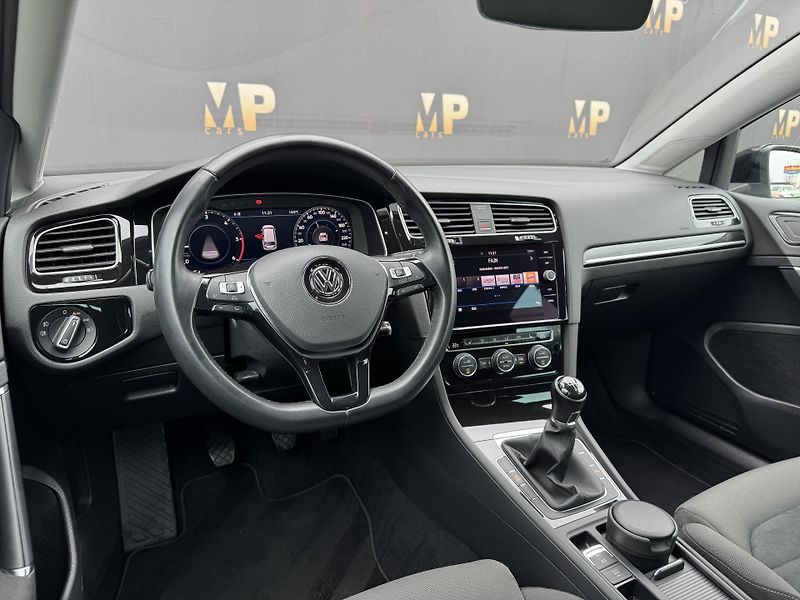 Volkswagen Golf (2017) 2.0TDi MAN Highline+, DPH, RZV - fotka 13 z 49