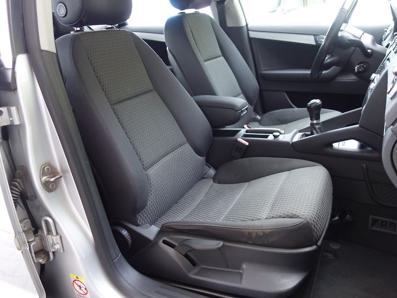Audi A3 (2009) 2.0TDi 103kW MAN -SERVISOVÁNO - fotka 19 z 34