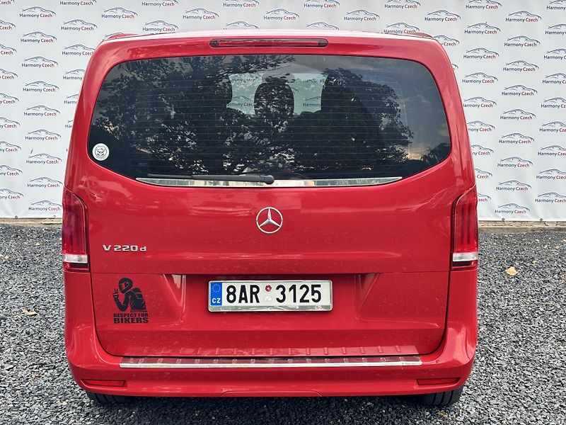 Mercedes-Benz Třídy V (2021) 220dA 120kW, 7míst, ČR, DPH - fotka 7 z 20