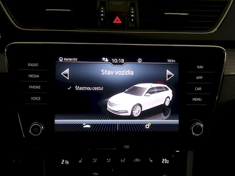 Škoda Superb (2022) STYLE 2.0TSI 140KW DSG - fotka 30 z 40